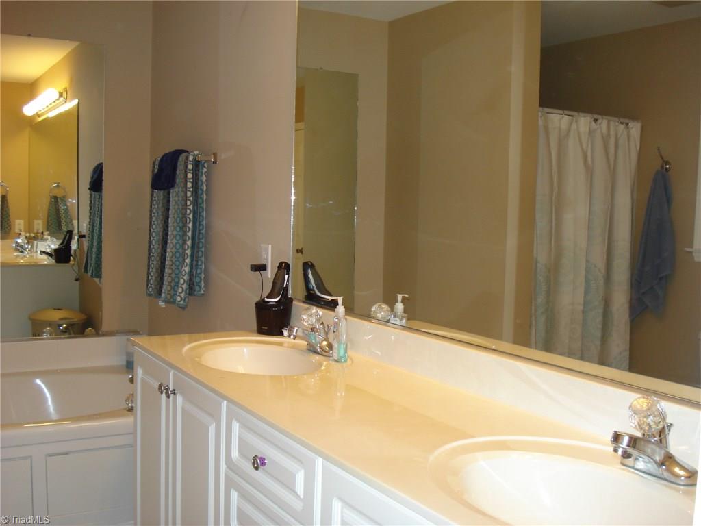 230 Ridge Drive Lexington, NC 27295 - Photo 22 of 29 Gallery Image 22
