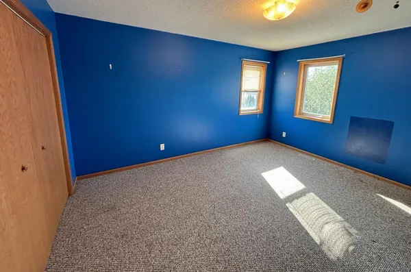 $349,900 | 322 Oriole Avenue North, Thief River Falls, MN 56701