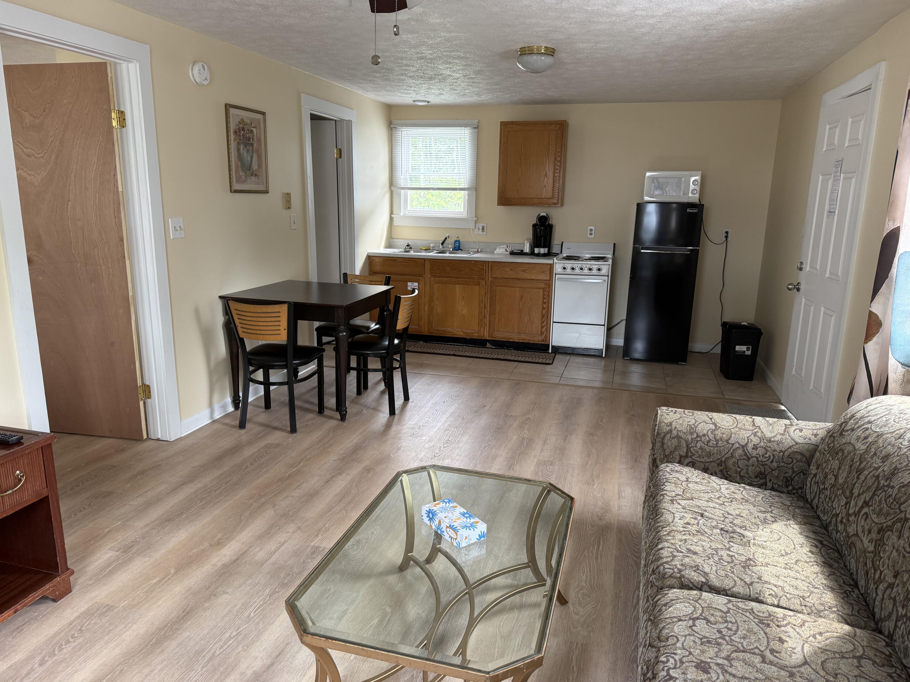 22 Ocean Park Road, Unit 133 Saco, ME 04072 - Photo 2 of 28 IMG_8816