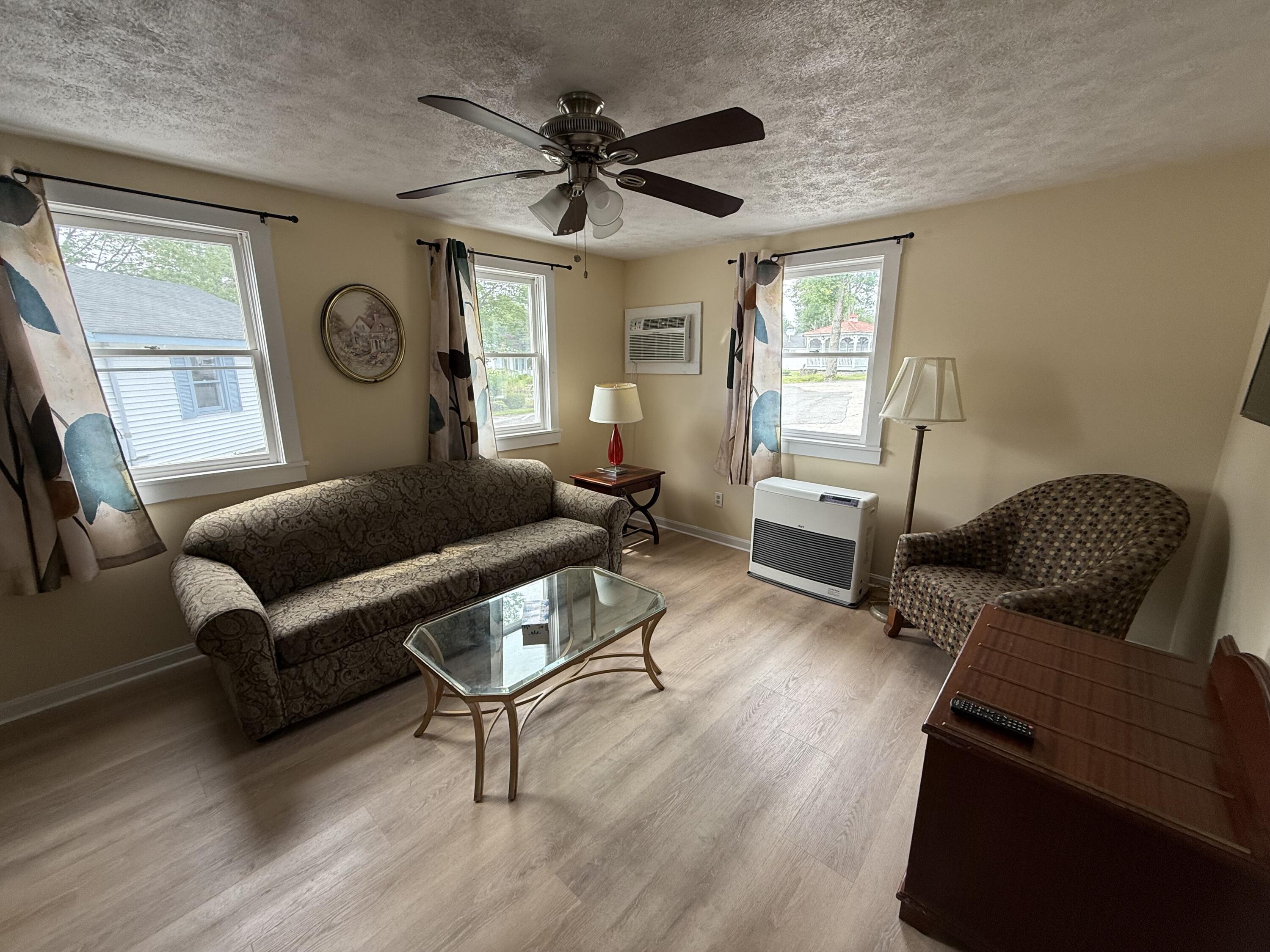 22 Ocean Park Road, Unit 133 Saco, ME 04072 - Photo 5 of 28 IMG_8812