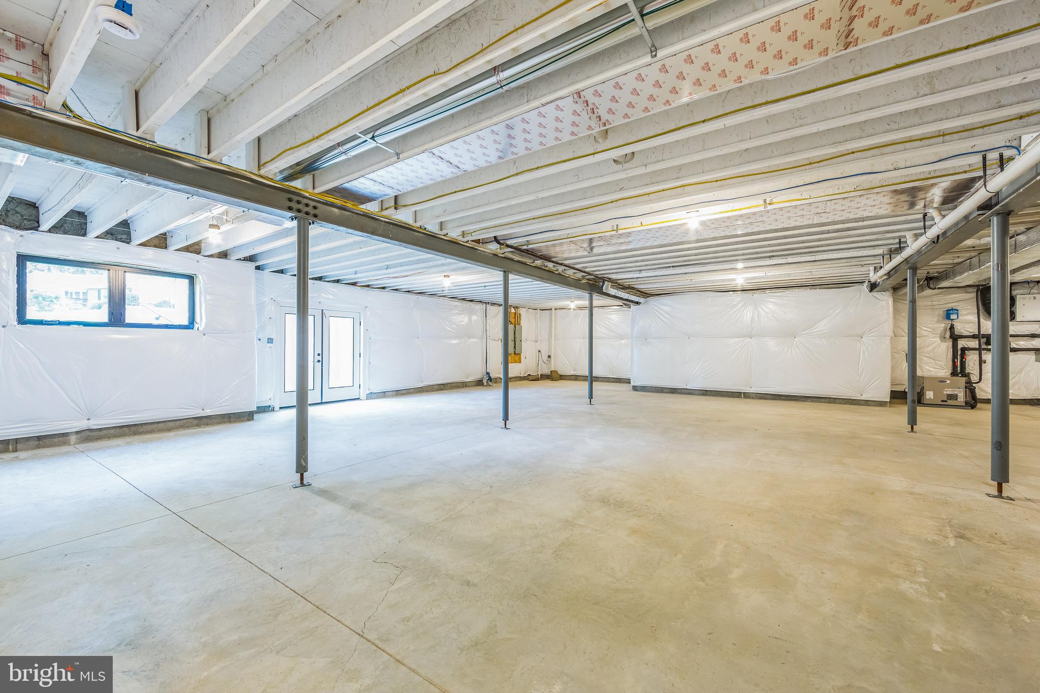 736 Northbrook Road, Unit L2 Kennett Square, PA 19348 - Photo 42 of 60 a view of an empty room