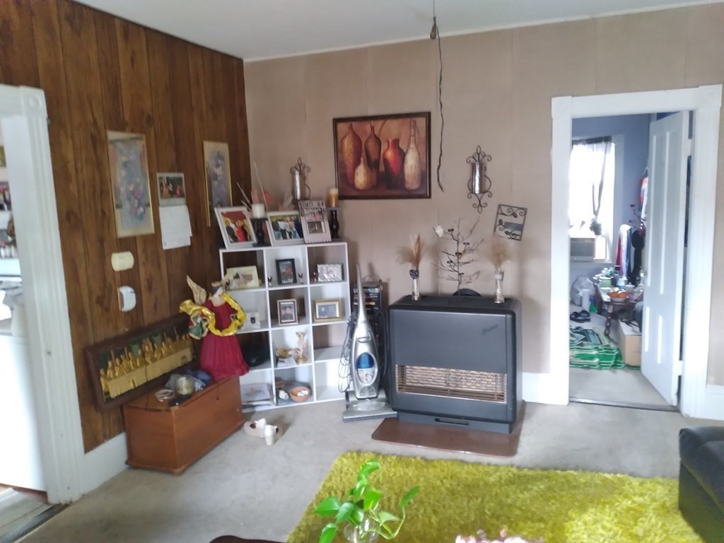 11 Larch Street Worcester, MA 01609 - Photo 6 of 9