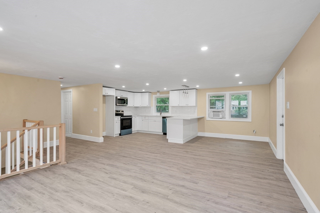 36 Poplar Road Brockton, MA 02301 - Photo 5 of 30