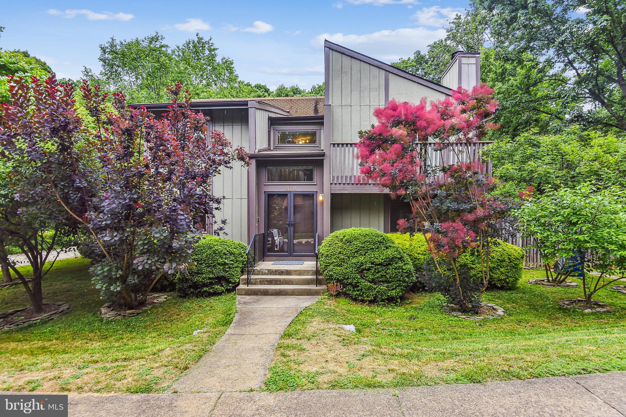 2000 Winged Foot Court Reston, VA 20191 - Photo 1 of 48 Welcome to 2000 Winged Foot Ct.
