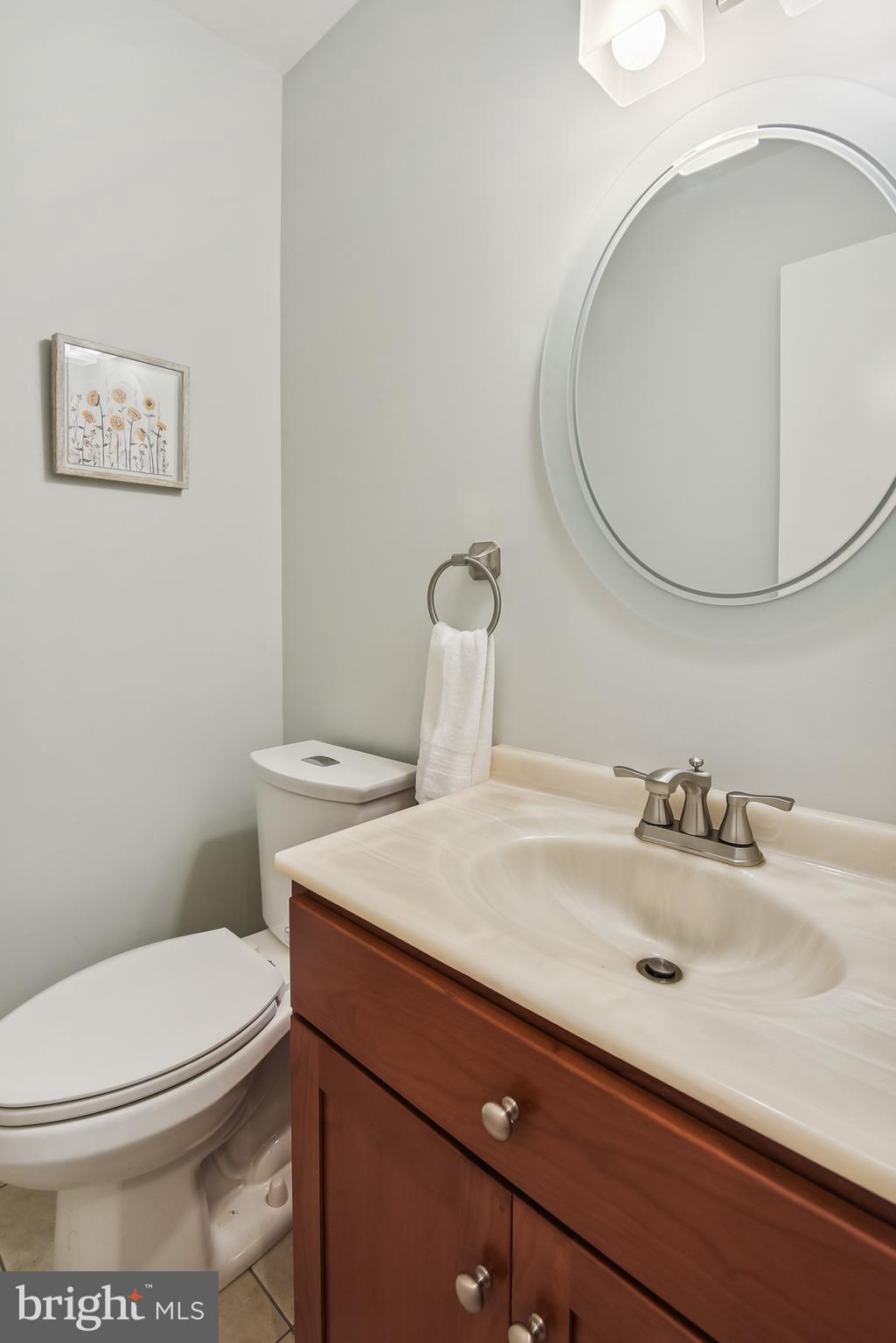 2000 Winged Foot Court Reston, VA 20191 - Photo 15 of 48 Main level powder room