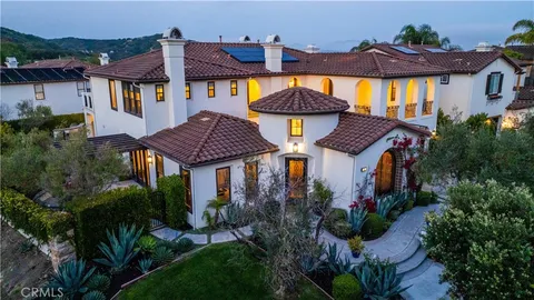 $3,750,000 | 8 Calle Angelitos, San Clemente, CA 92673