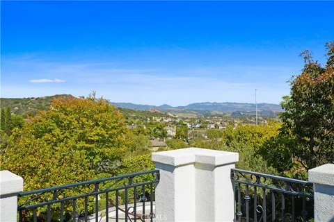 $3,750,000 | 8 Calle Angelitos, San Clemente, CA 92673