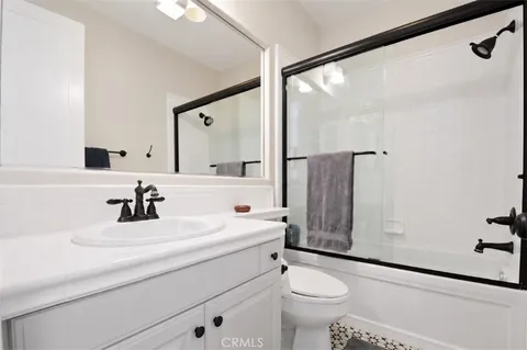 $3,750,000 | 8 Calle Angelitos, San Clemente, CA 92673