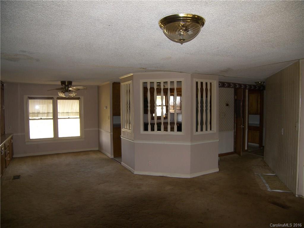 2248 Hart Road Charlotte, NC 28214 - Photo 11 of 20 Gallery Image 11
