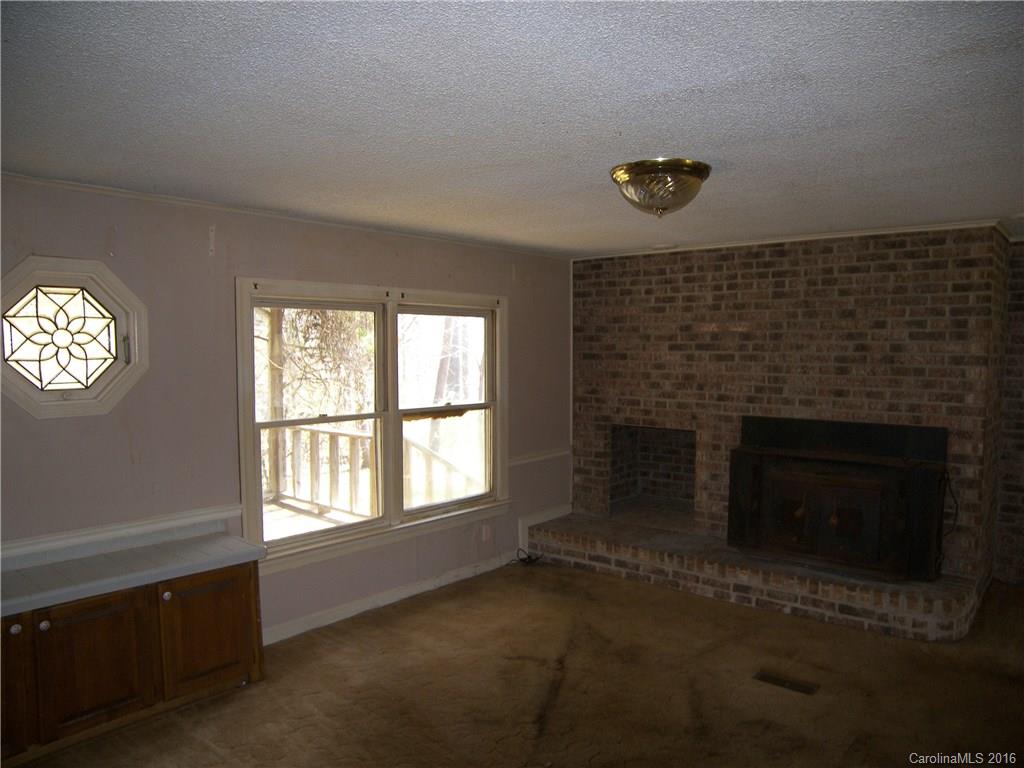 2248 Hart Road Charlotte, NC 28214 - Photo 9 of 20 Gallery Image 9