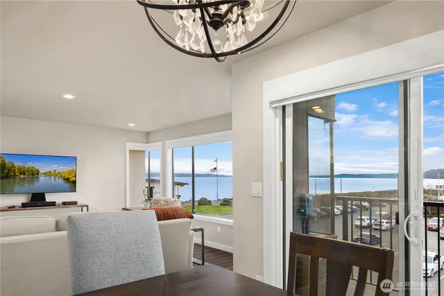 $489,000 | 601 South 227th Street, Unit 302S, Des Moines, WA 98198