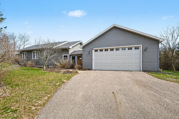 $424,900 | 7241 101st Avenue, South Haven, MI 49090