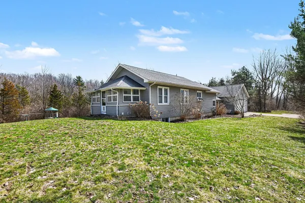$424,900 | 7241 101st Avenue, South Haven, MI 49090