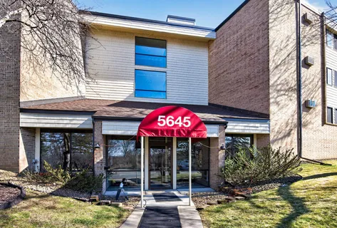 $184,900 | 5645 Green Cir Drive, Unit 108, Hopkins, MN 55343
