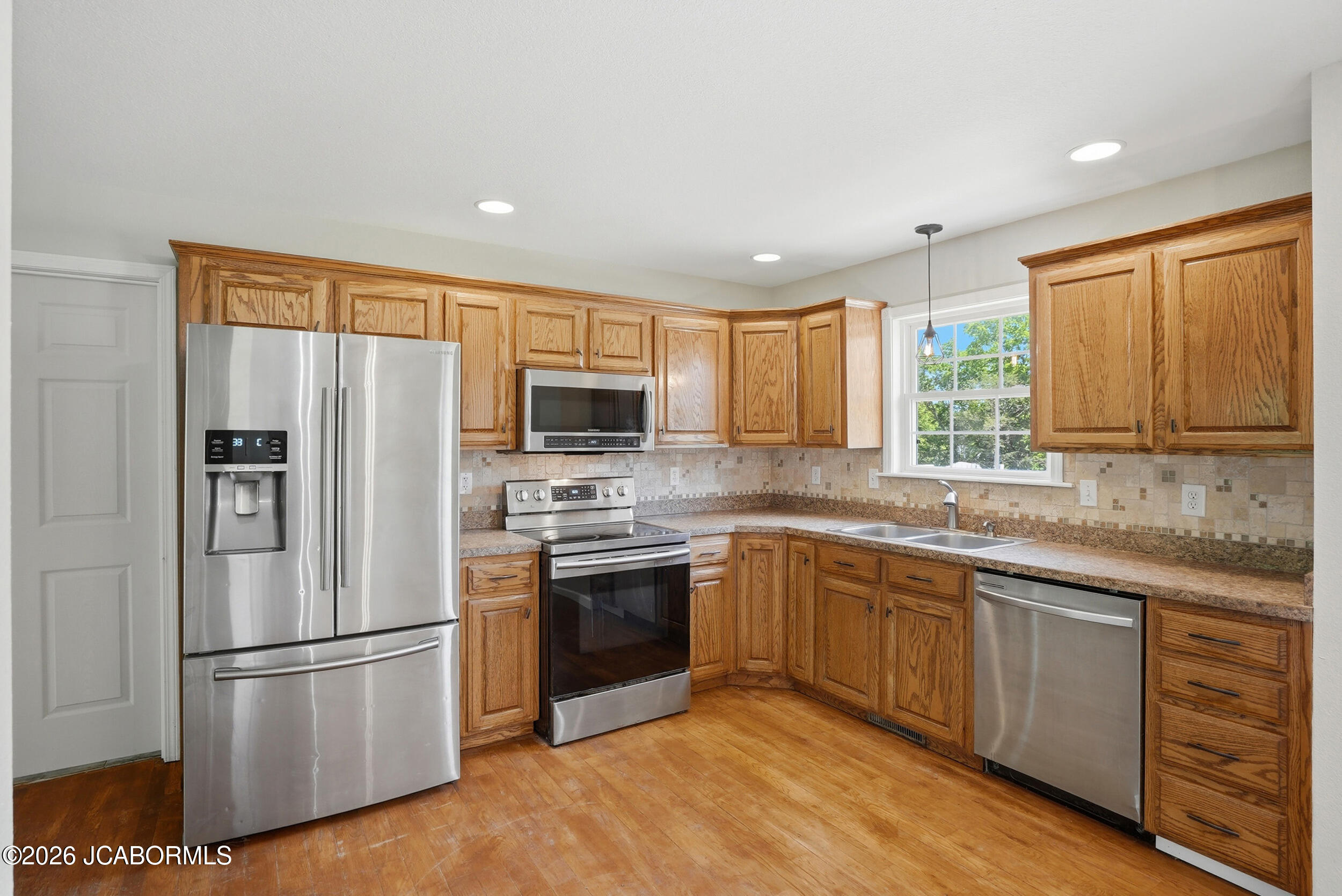 1192 Choctaw Ridge Drive Holts Summit, MO 65043 - Photo 16 of 48 Kitchen