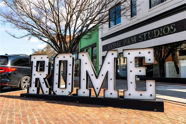 $275,000 | 2070 Kingston Highway, Rome, GA 30161