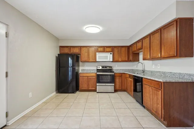 $1,400 | 1635 Newport Place, Kenner, LA 70065