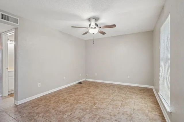 $1,400 | 1635 Newport Place, Kenner, LA 70065