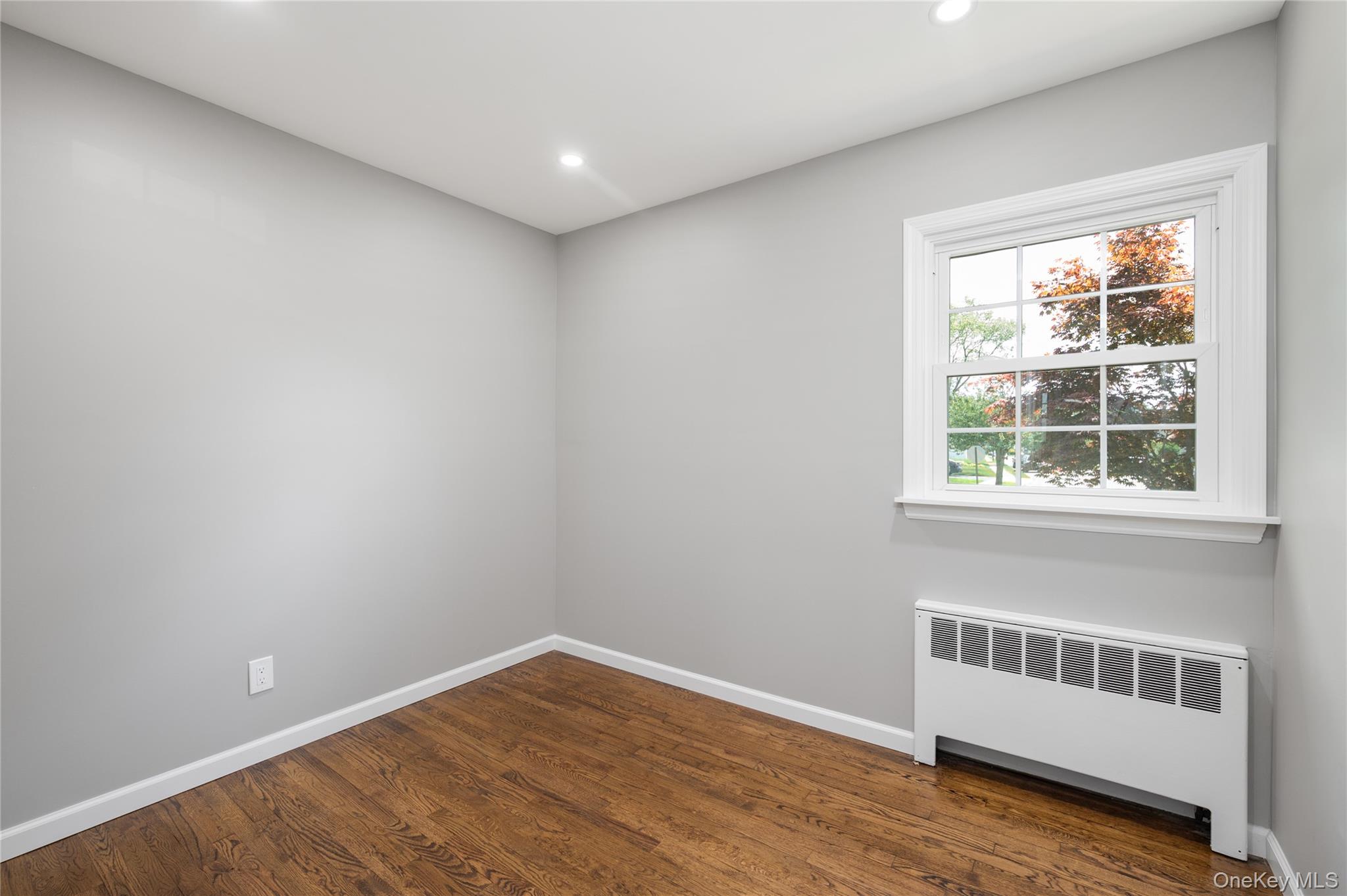 258 Gilling Road Seaford, NY 11783 - Photo 15 of 23