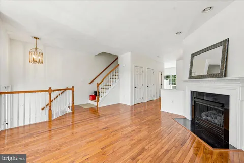 $449,900 | 16 Linda Lane, Aston, PA 19014