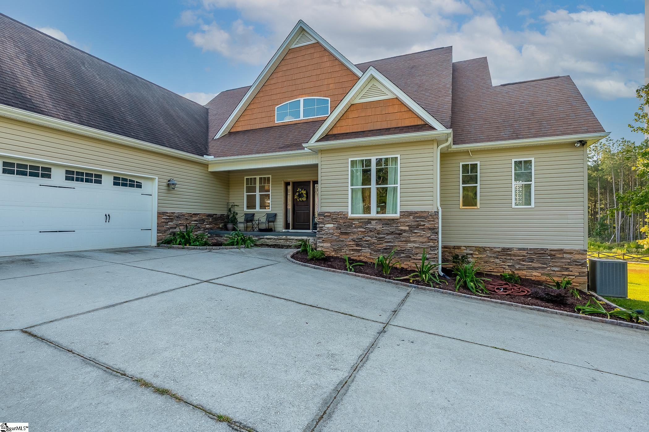 842 Dunklin Bridge Road Fountain Inn, SC 29644 - Photo 2 of 50