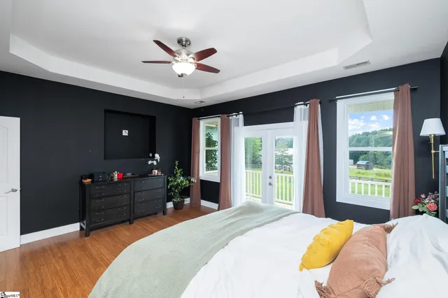 $750,000 | 842 Dunklin Bridge Road, Fountain Inn, SC 29644