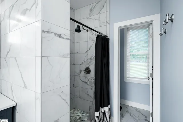 $750,000 | 842 Dunklin Bridge Road, Fountain Inn, SC 29644