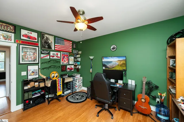 $750,000 | 842 Dunklin Bridge Road, Fountain Inn, SC 29644