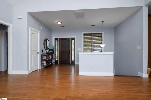 $750,000 | 842 Dunklin Bridge Road, Fountain Inn, SC 29644