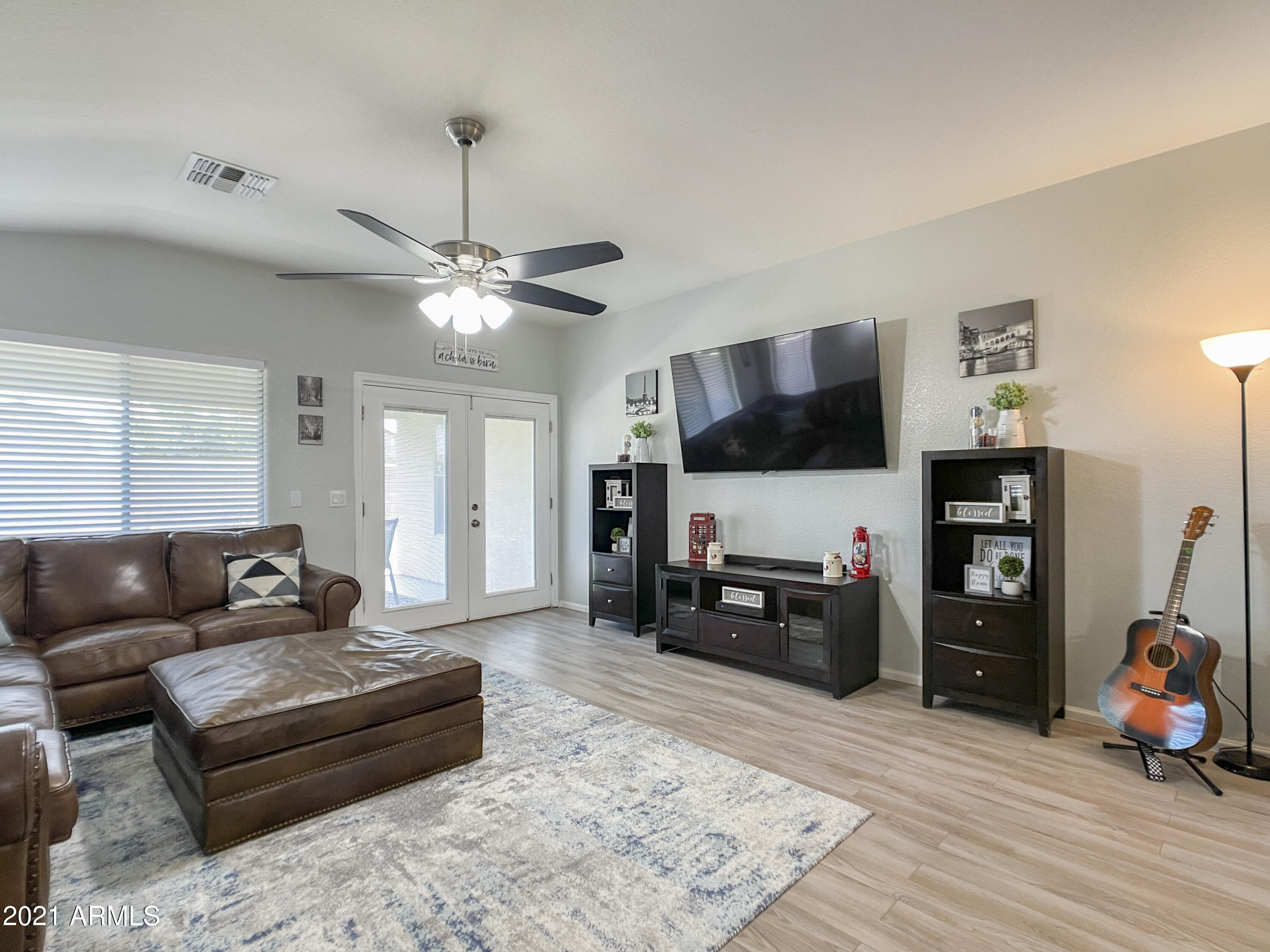 42558 Venture Road Maricopa, AZ 85138 - Photo 12 of 24 Family Room 2