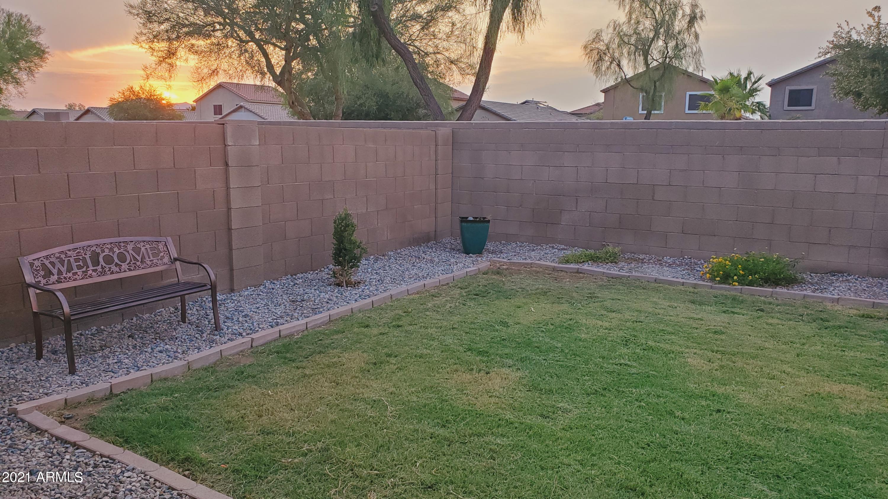 42558 Venture Road Maricopa, AZ 85138 - Photo 23 of 24 Backyard 2