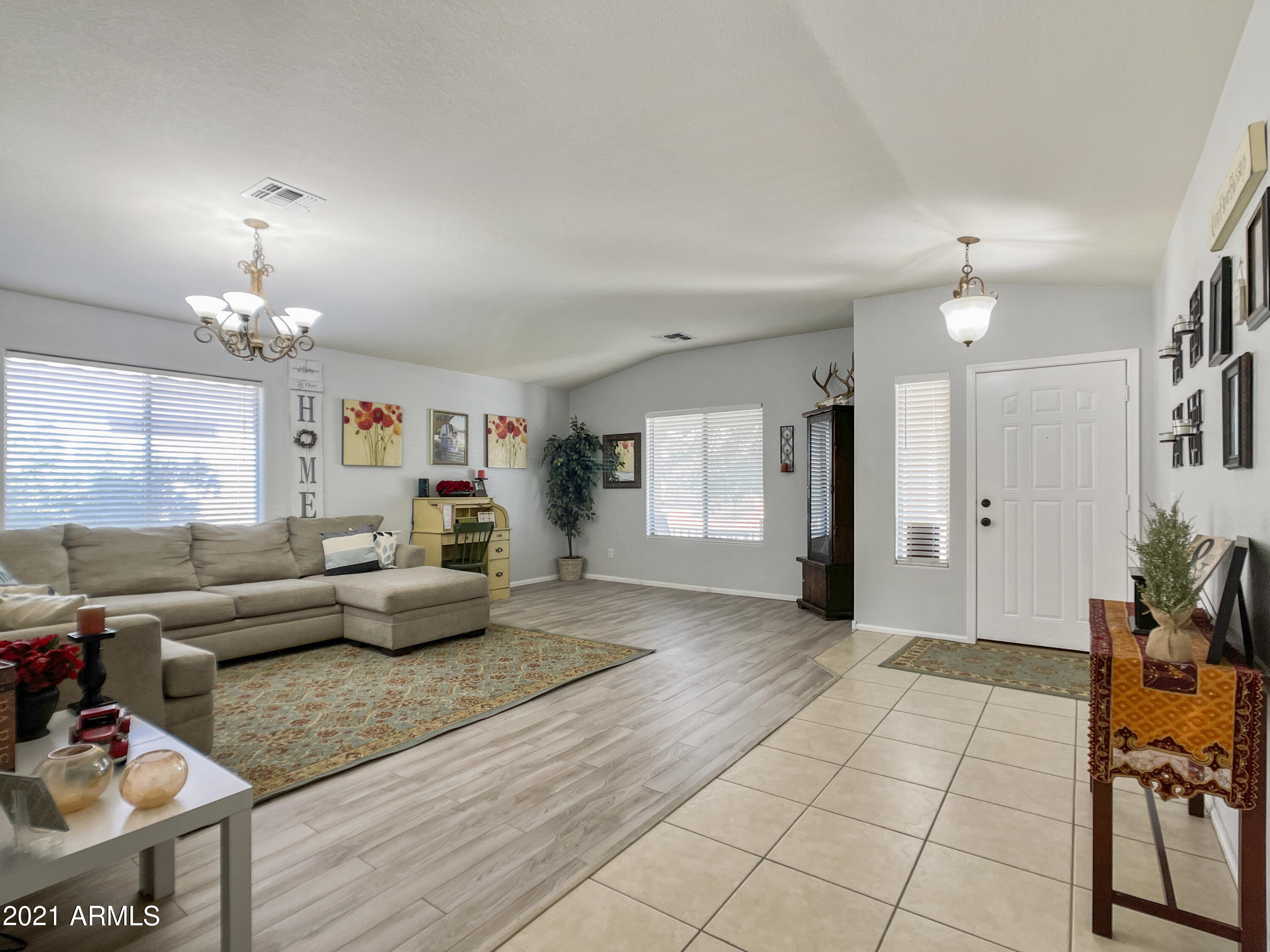 42558 Venture Road Maricopa, AZ 85138 - Photo 4 of 24 Front Living Room 3