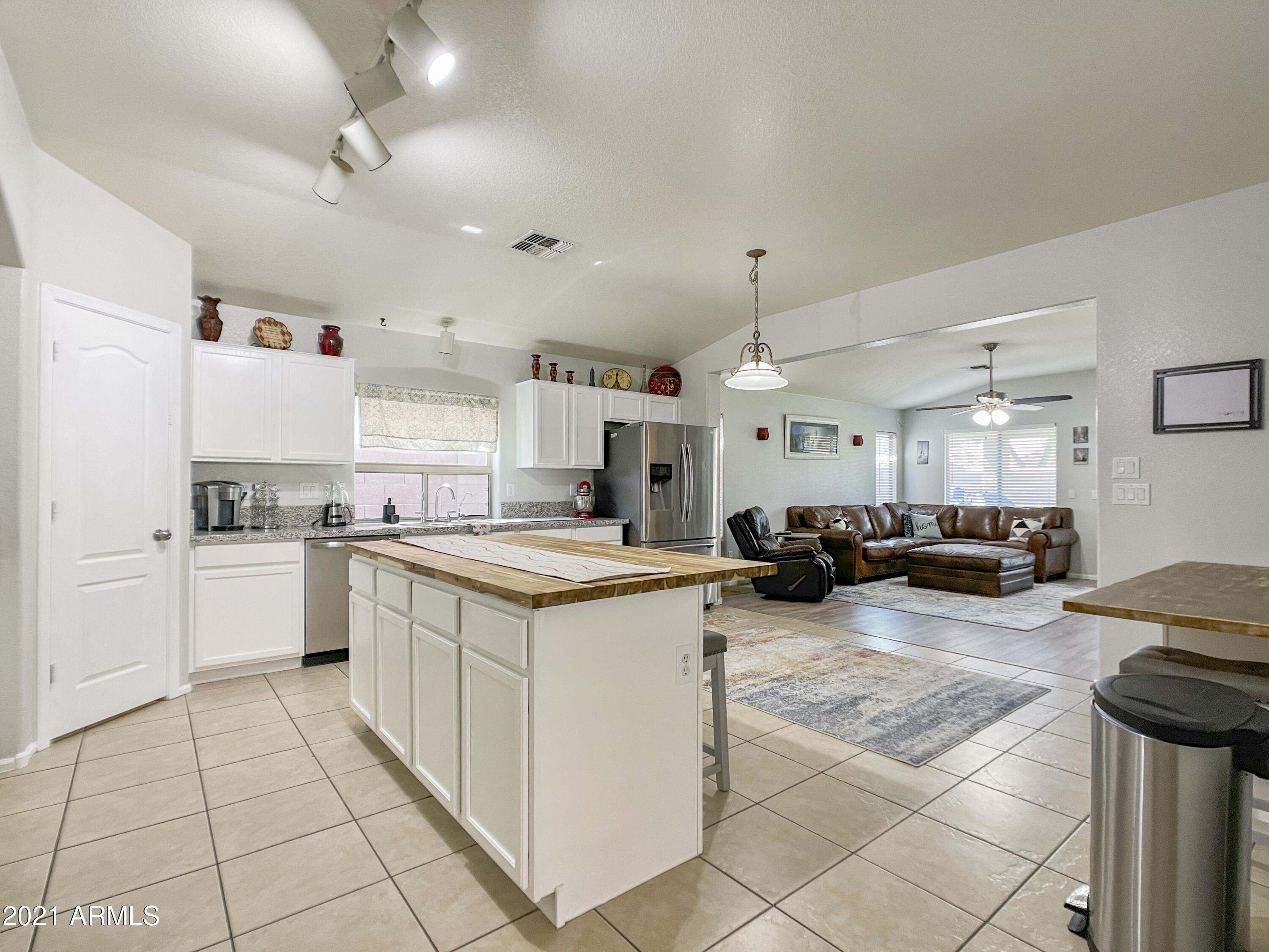 42558 Venture Road Maricopa, AZ 85138 - Photo 8 of 24 Kitchen 2