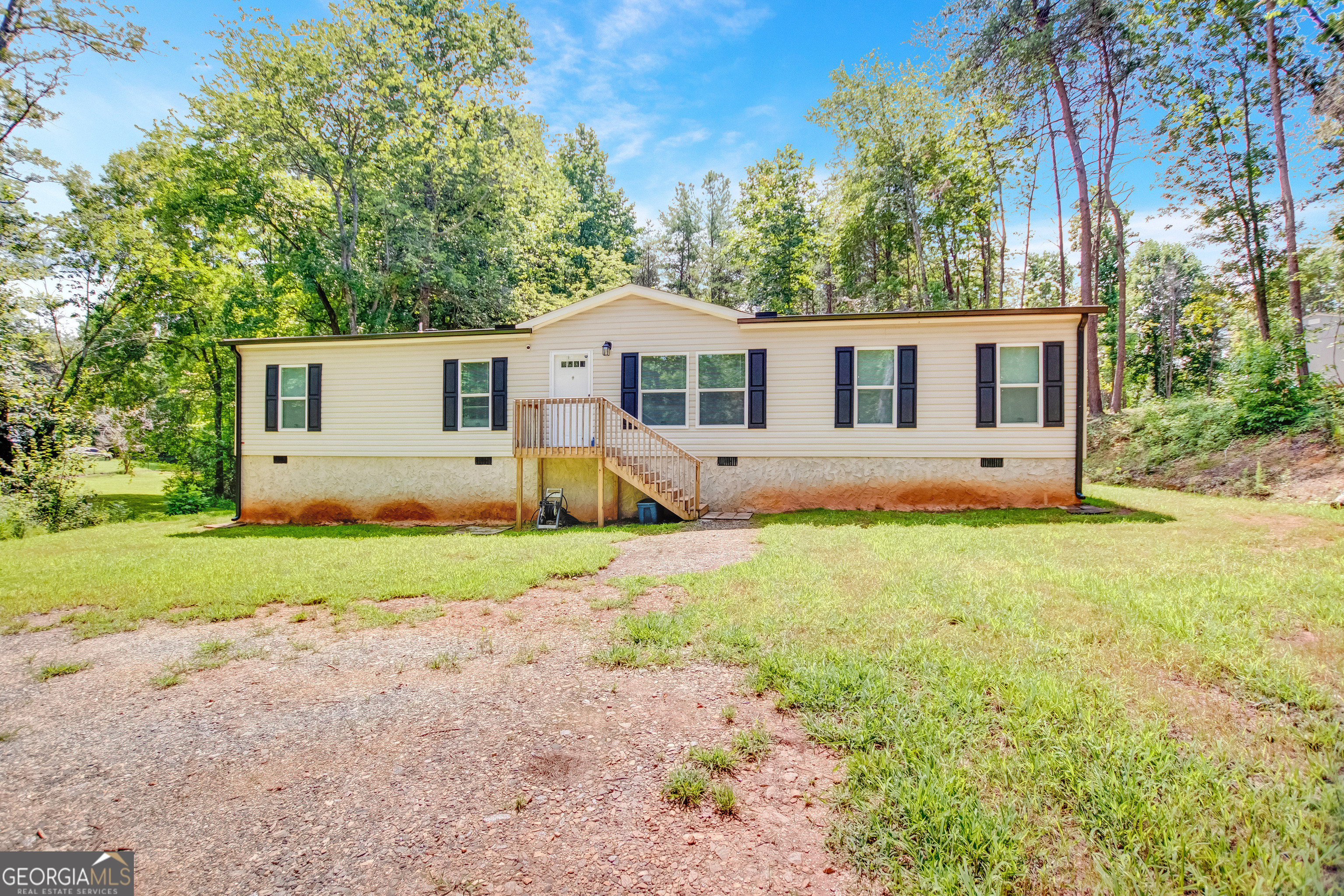 174 Rivendell Road Clarkesville, GA 30523 - Photo 3 of 46