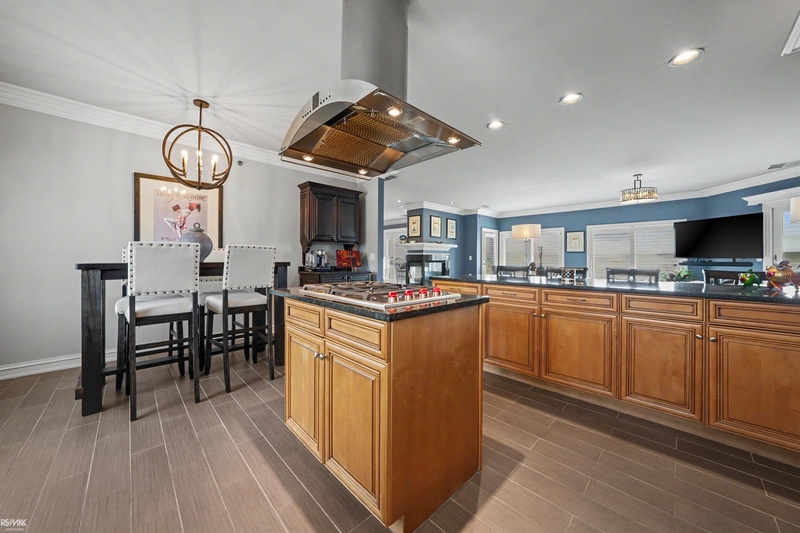 32172 North River Road, Unit 17 Harrison Township, MI 48045 - Photo 29 of 74