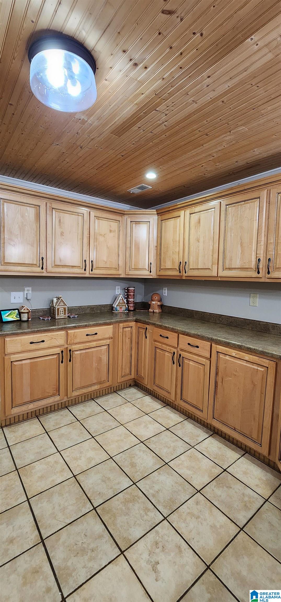 755 Co Highway 24 Springville, AL 35146 - Photo 8 of 53