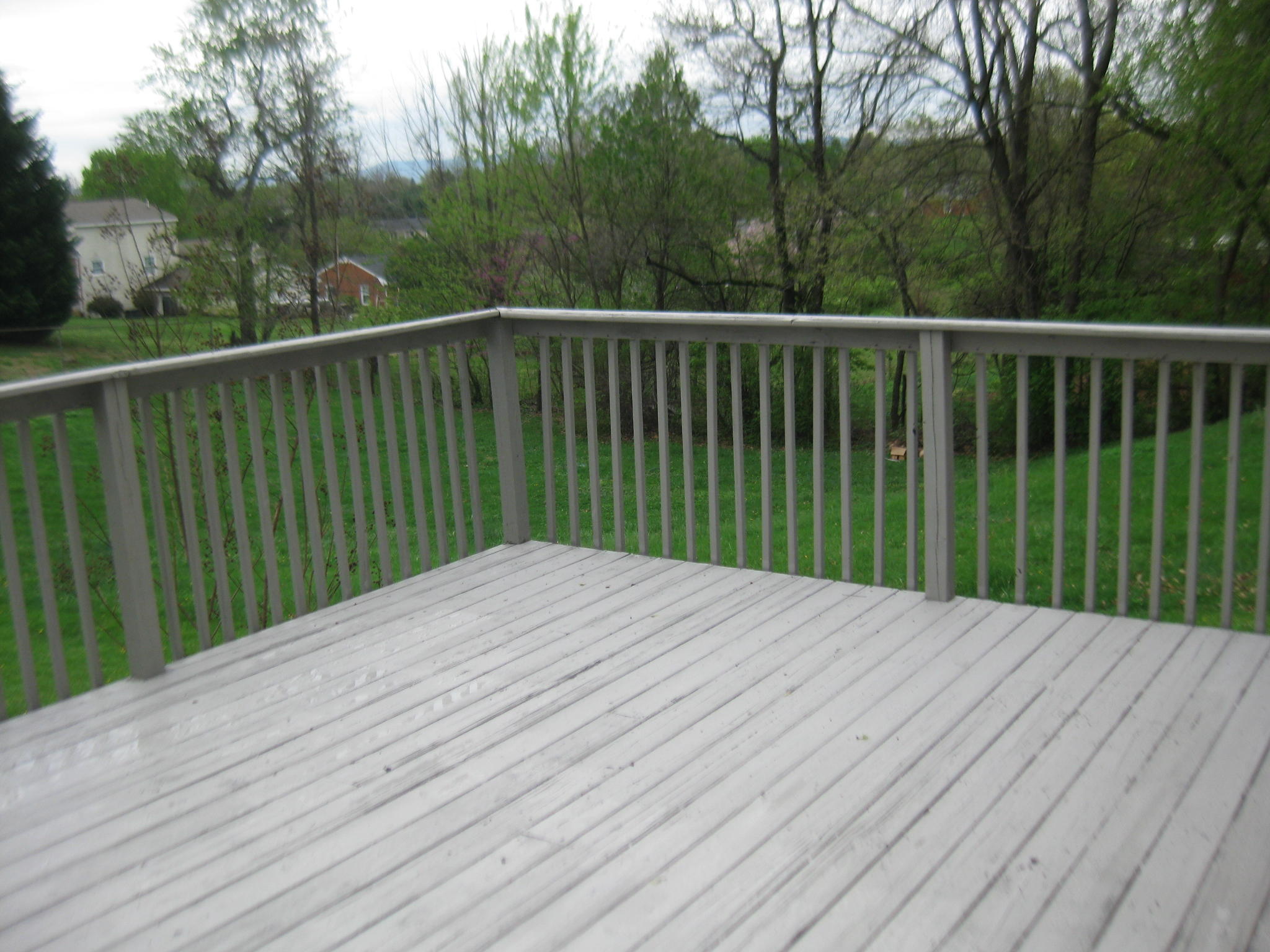 6527 Sherry Road Roanoke, VA 24019 - Photo 21 of 35 Deck Two