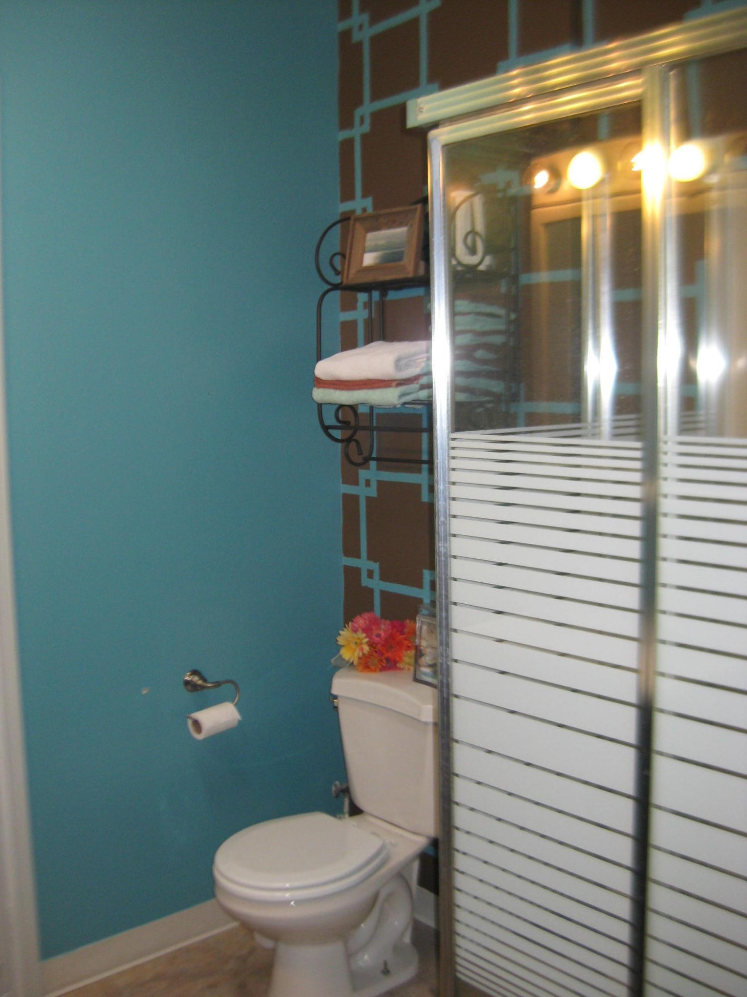 6527 Sherry Road Roanoke, VA 24019 - Photo 25 of 35 Downstairs Bath