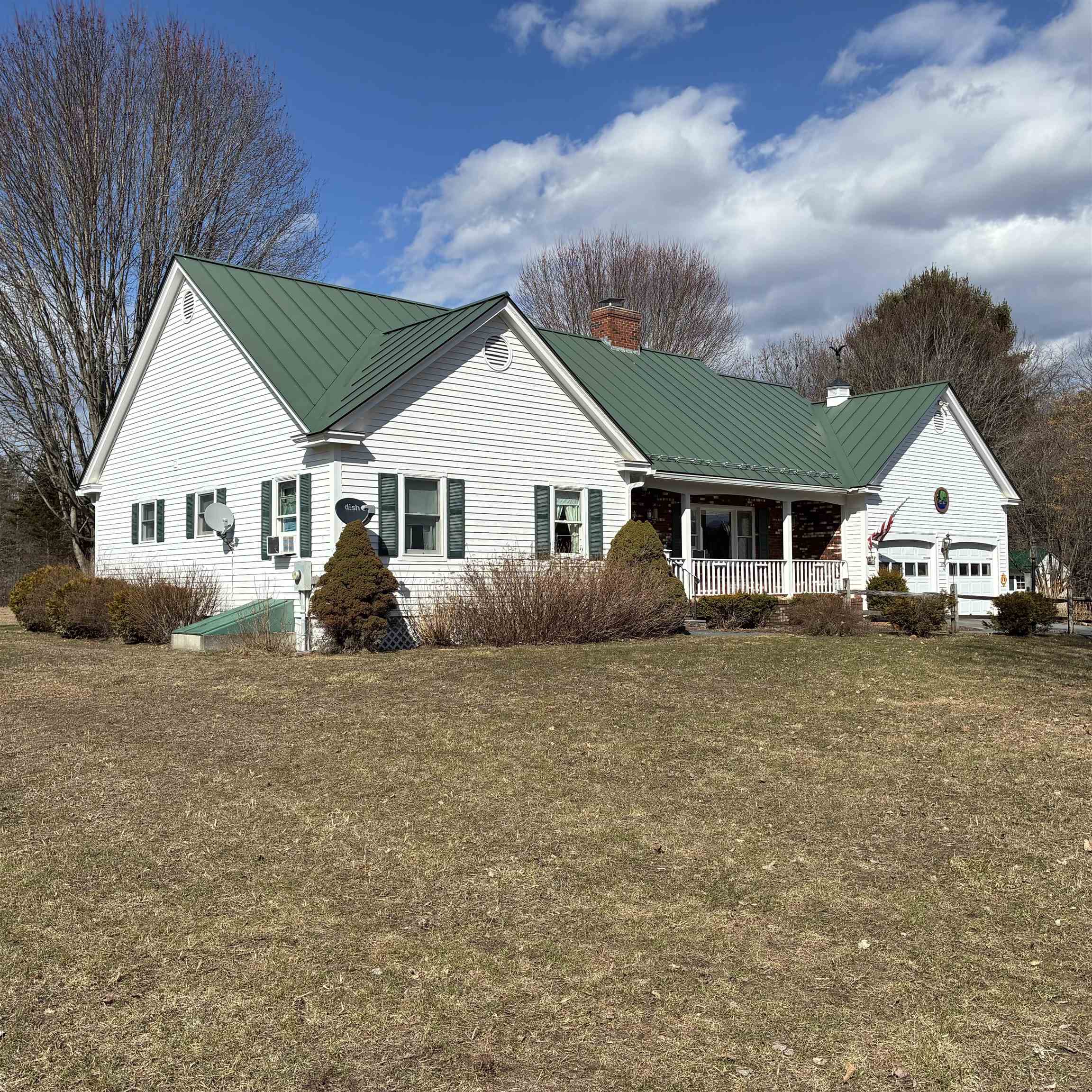 537 Highway 244 Thetford, VT 05045 - Photo 2 of 35