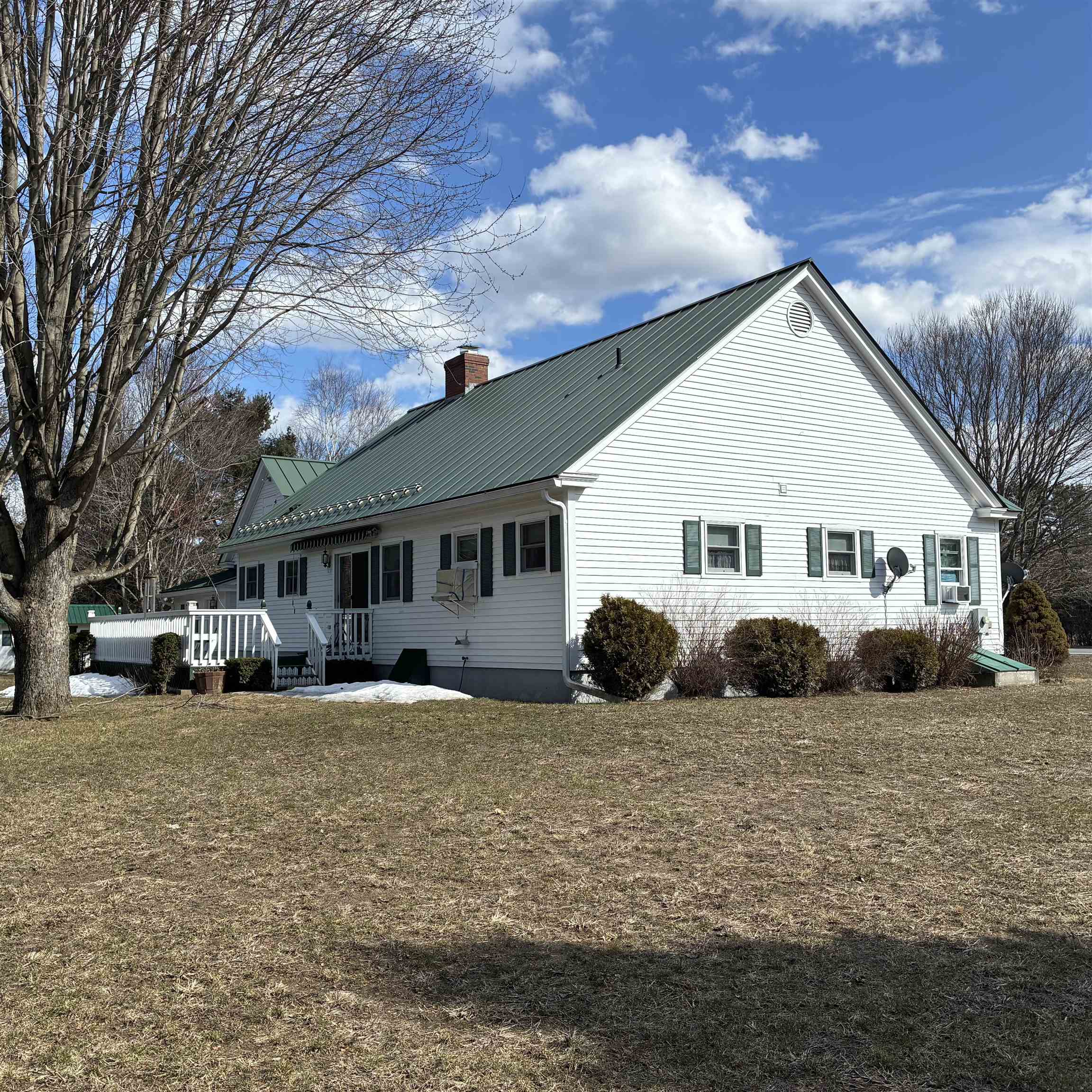 537 Highway 244 Thetford, VT 05045 - Photo 3 of 35