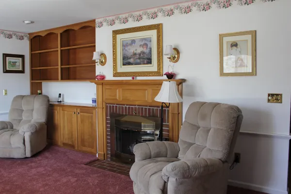 $600,000 | 537 Highway 244, Thetford, VT 05045