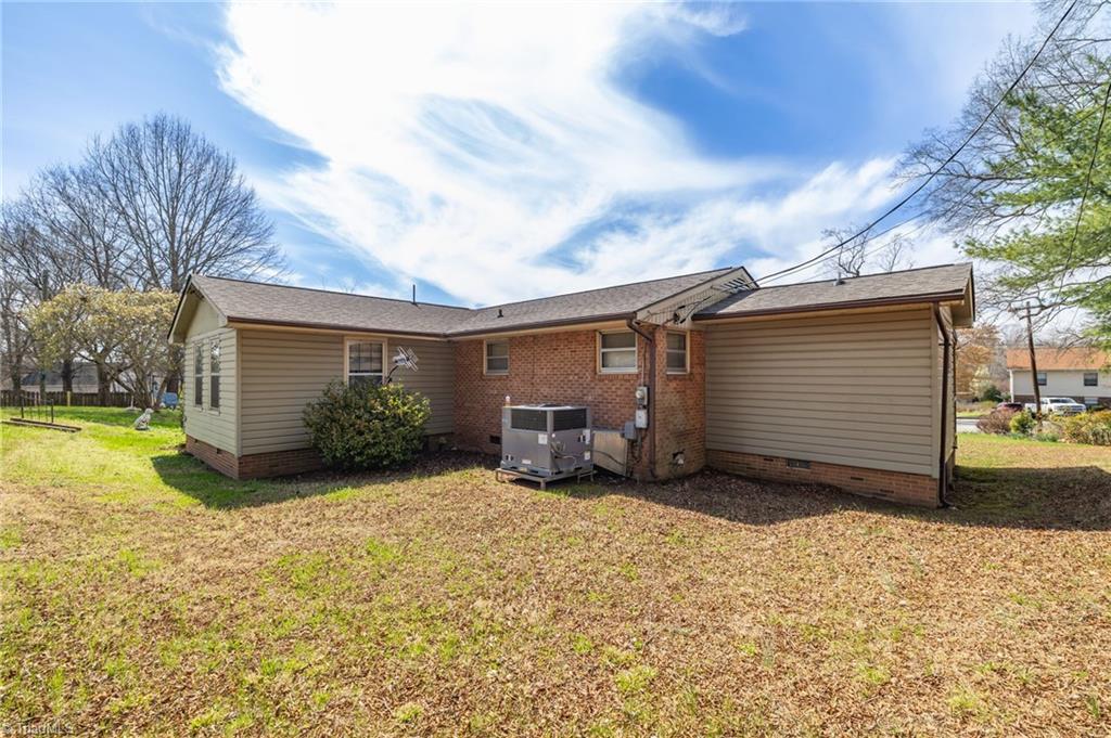 918 Hampton Street Eden, NC 27288 - Photo 33 of 38