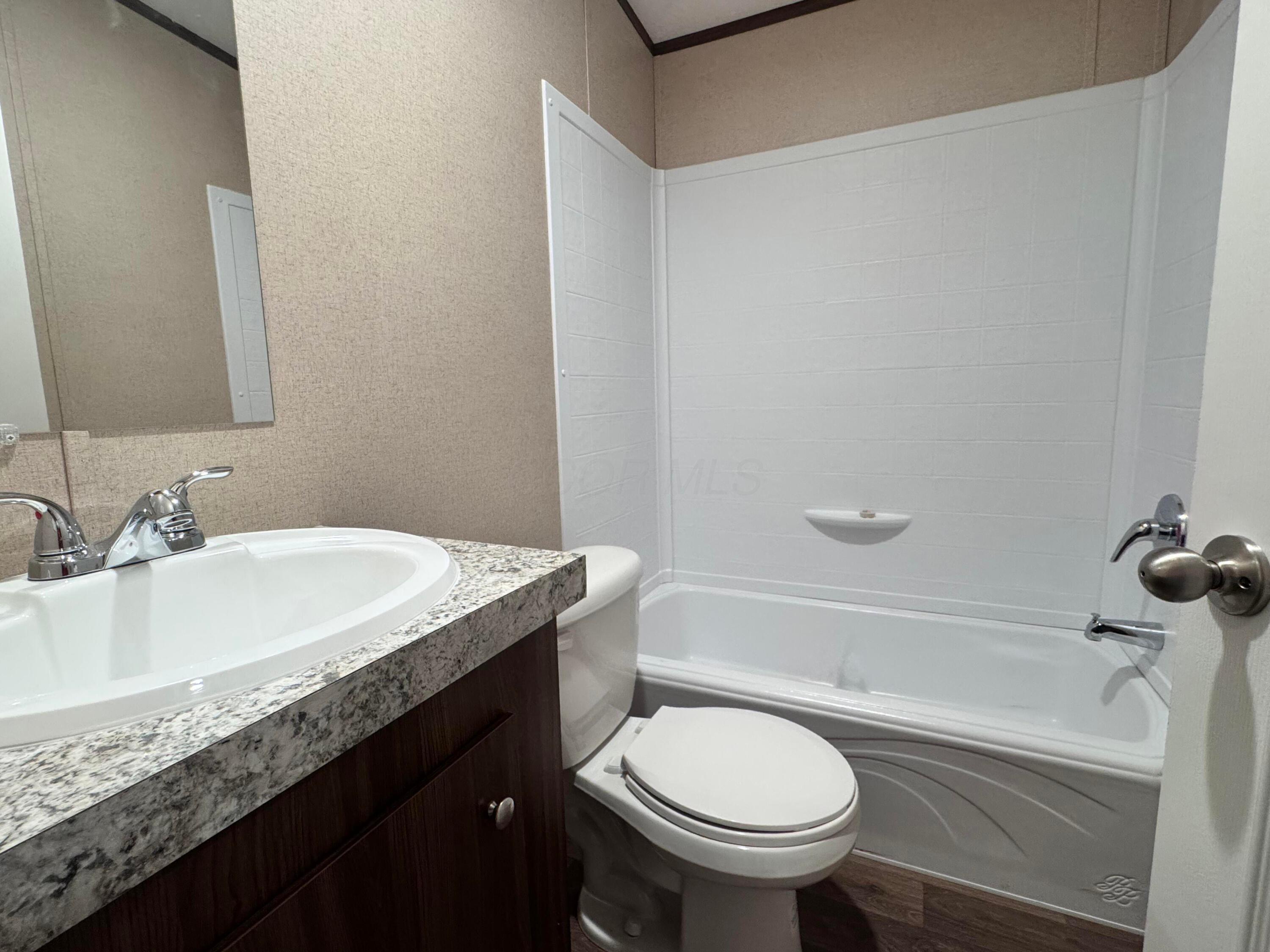 4905 Hopewell Church Road Southwest Lancaster, OH 43130 - Photo 7 of 48
