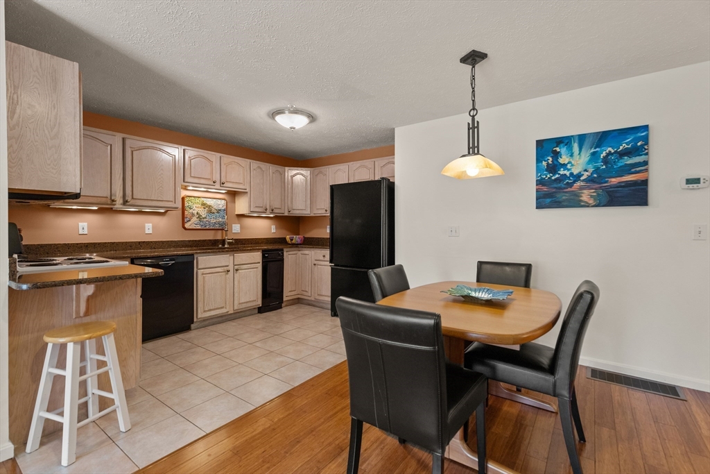 7 Conant Road, Unit 52 Winchester, MA 01890 - Photo 8 of 20 Gallery Image 8