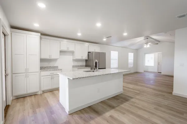 $1,599 | 7715 Date Avenue, Lubbock, TX 79404
