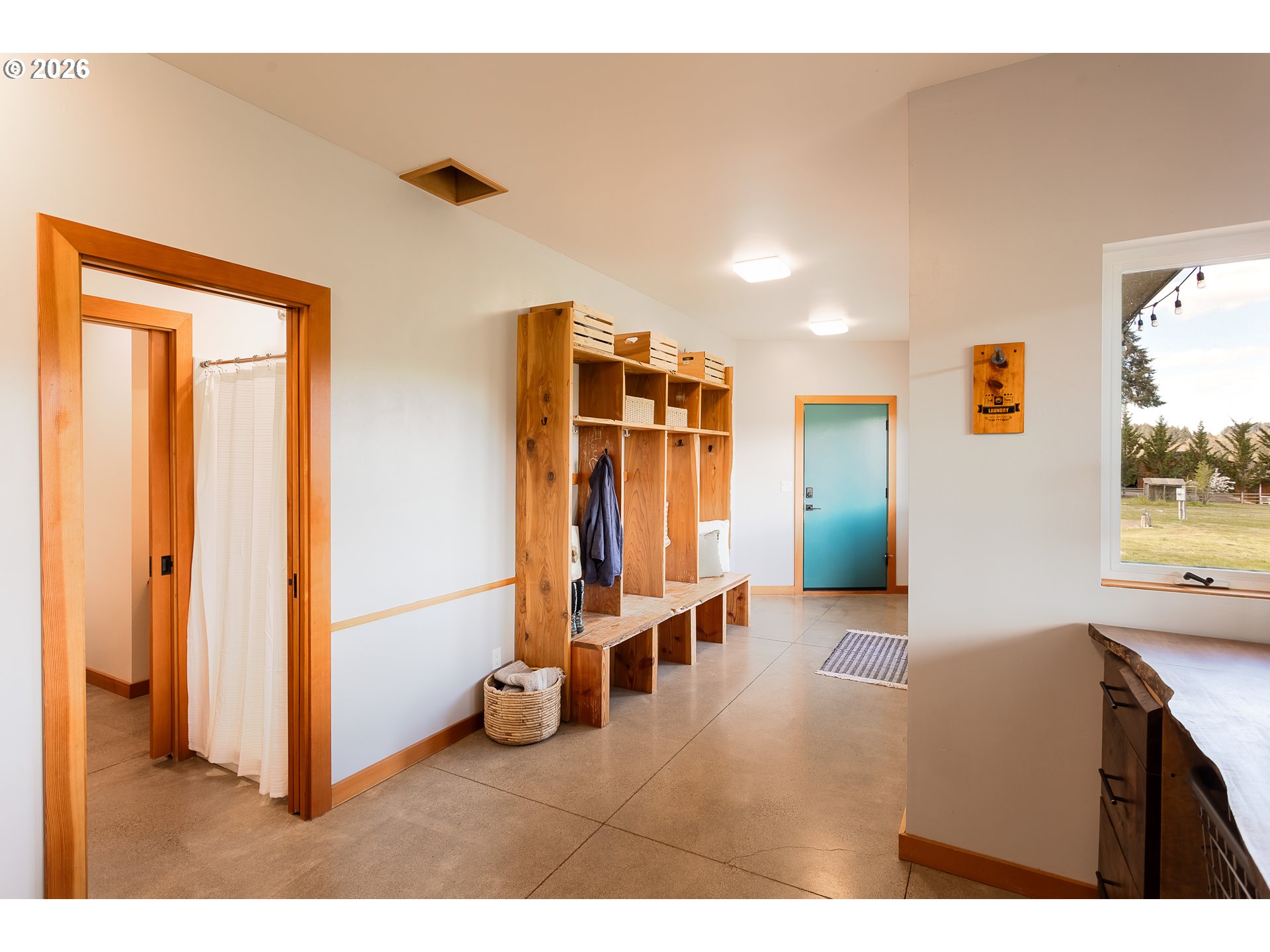 85535 Lancer Lane Eugene, OR 97405 - Photo 18 of 45 a view of a livingroom with furniture and white walls