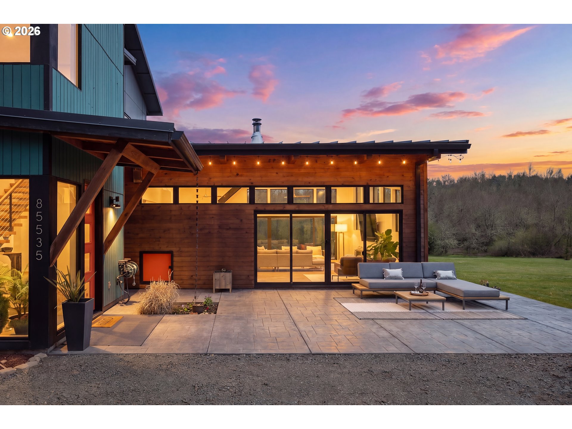 85535 Lancer Lane Eugene, OR 97405 - Photo 41 of 45 a view of a patio with a table and chairs