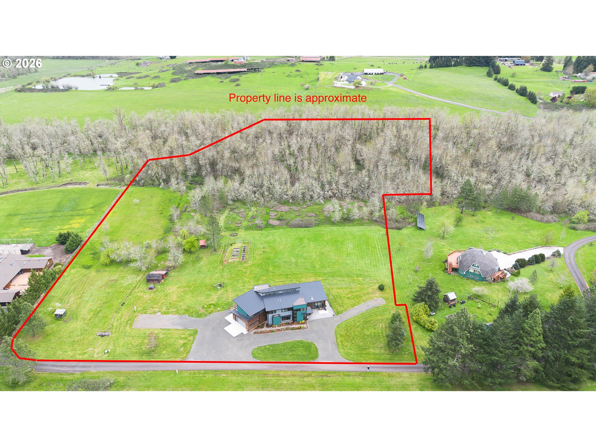 85535 Lancer Lane Eugene, OR 97405 - Photo 43 of 45 a bird view of a garden with ocean view