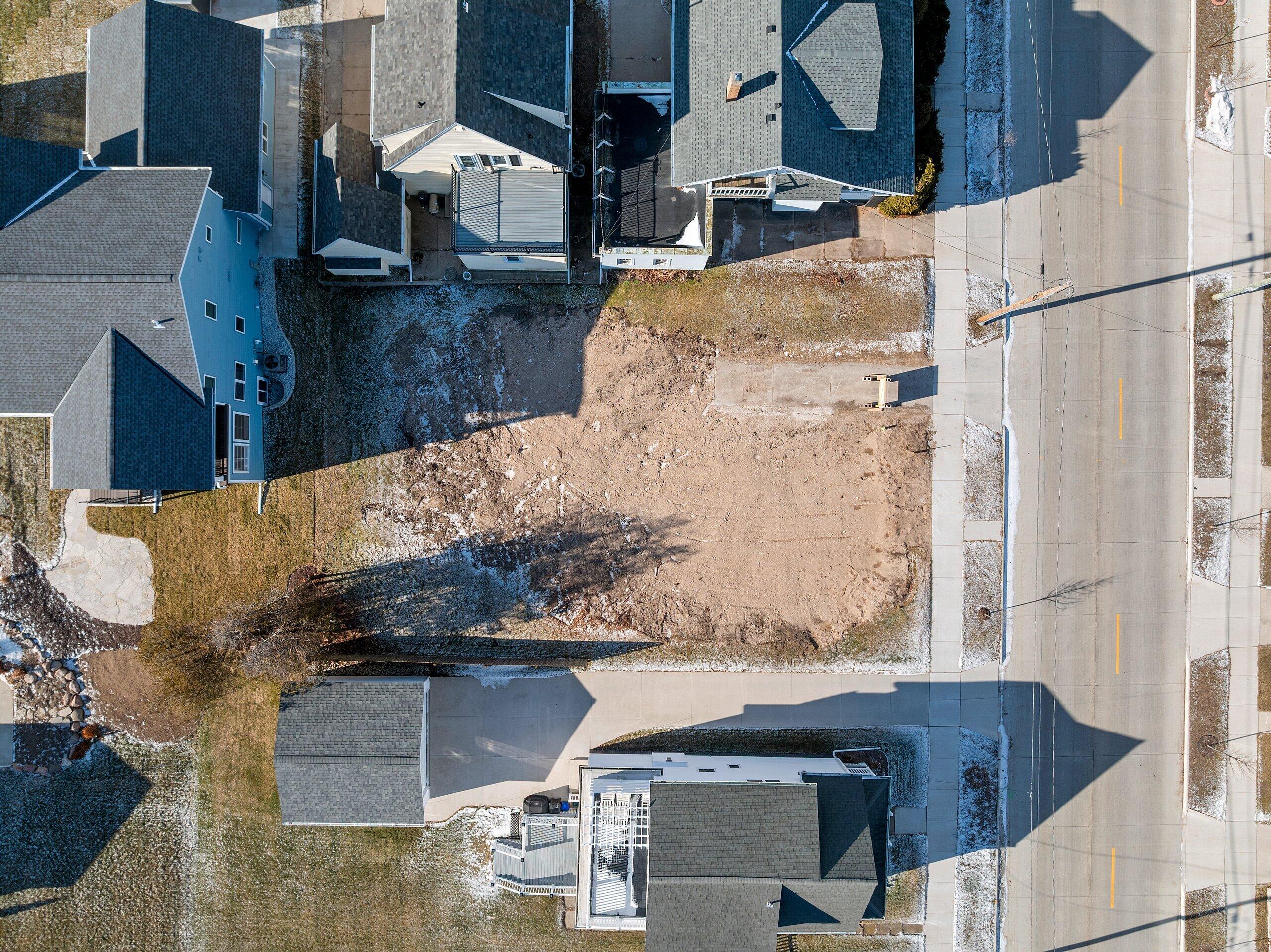 911 17th Street Two Rivers, WI 54241 - Photo 14 of 15 Drone 36.JPG-SMALL