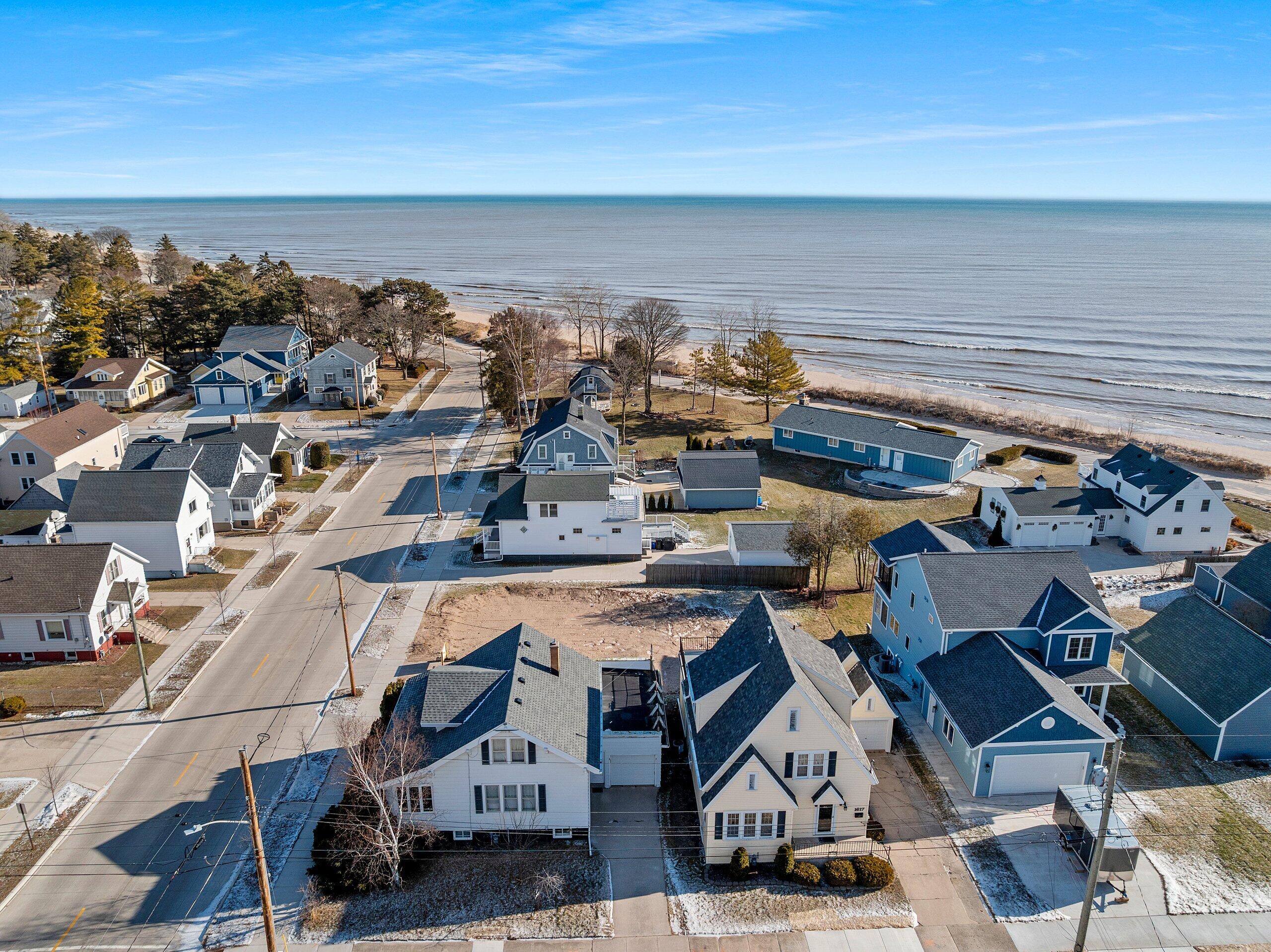 911 17th Street Two Rivers, WI 54241 - Photo 6 of 15 Drone 15.JPG-SMALL